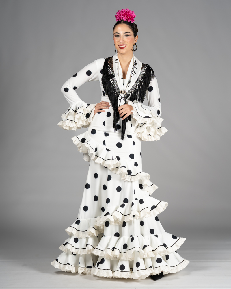 Traje Montayo 2026 (Verde pistacho lunar blanco)